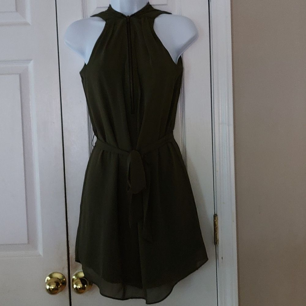 IZ Byer army green sleeveless belted dress Sz M